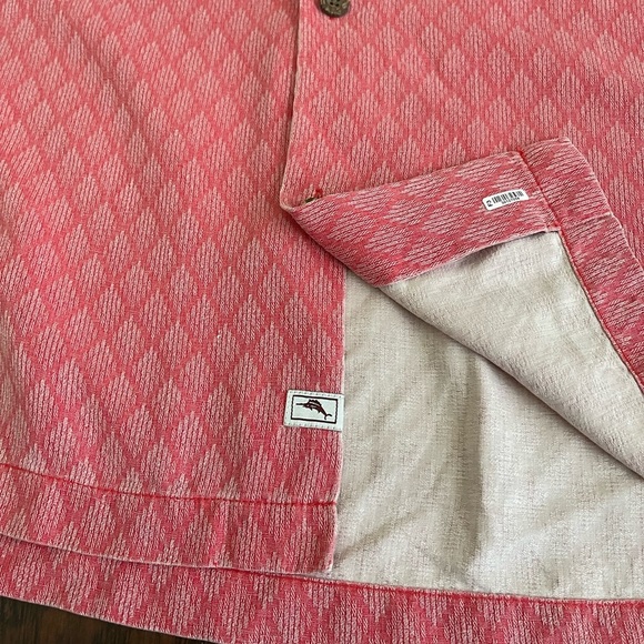 Tommy Bahama 100% Silk Pink/Red Geometric Casual Shirt - Picture 2 of 9